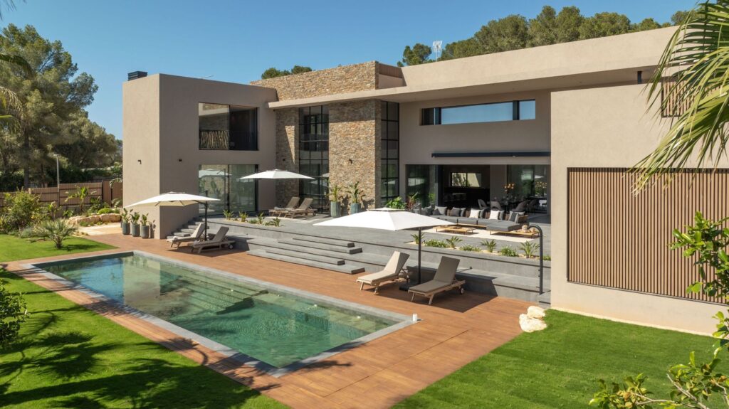 Modern 5-bedroom mountain view villa with heated pool and outdoor kitchen for sale in Calvià, Mallorca