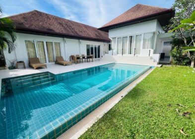 2-bedroom Balinese-style villa for sale in Rawai, Phuket with saltwater pool and split-level design