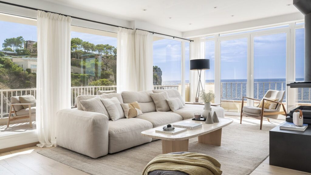 3-bed sea view apartment for sale in Santa Ponsa, Mallorca