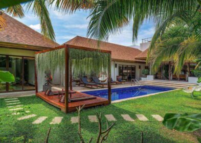 Modern 3-bedroom boutique villa with pool in Nai Harn, Phuket