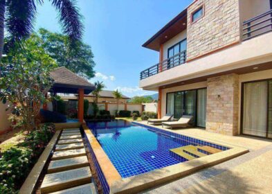 3-bedroom modern villa with saltwater pool, balconies, and mountain views for sale in Rawai, Phuket – 446 sqm built-up on 449 sqm land