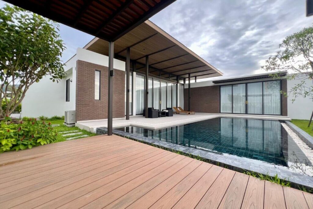 3-bed modern villa for sale in Bang Tao, Phuket