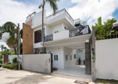 3-bedroom modern villa with roof terrace in Rawai, Phuket