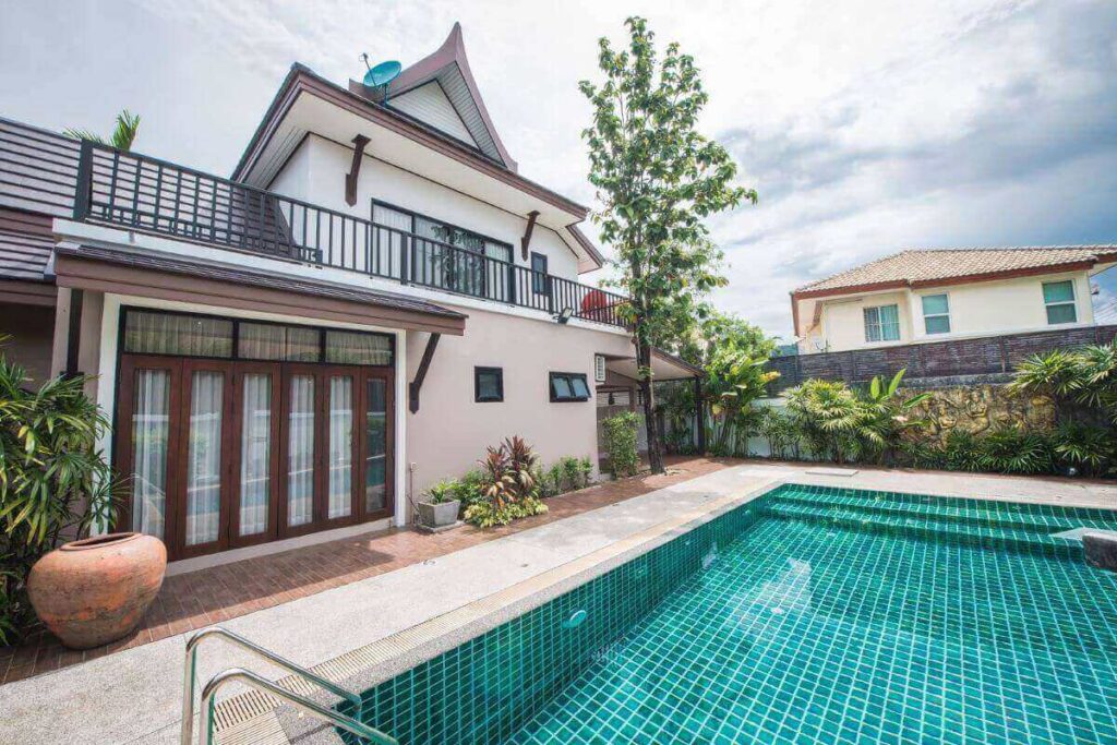 3-bedroom villa with pool and mountain views near Wat Chalong, Phuket