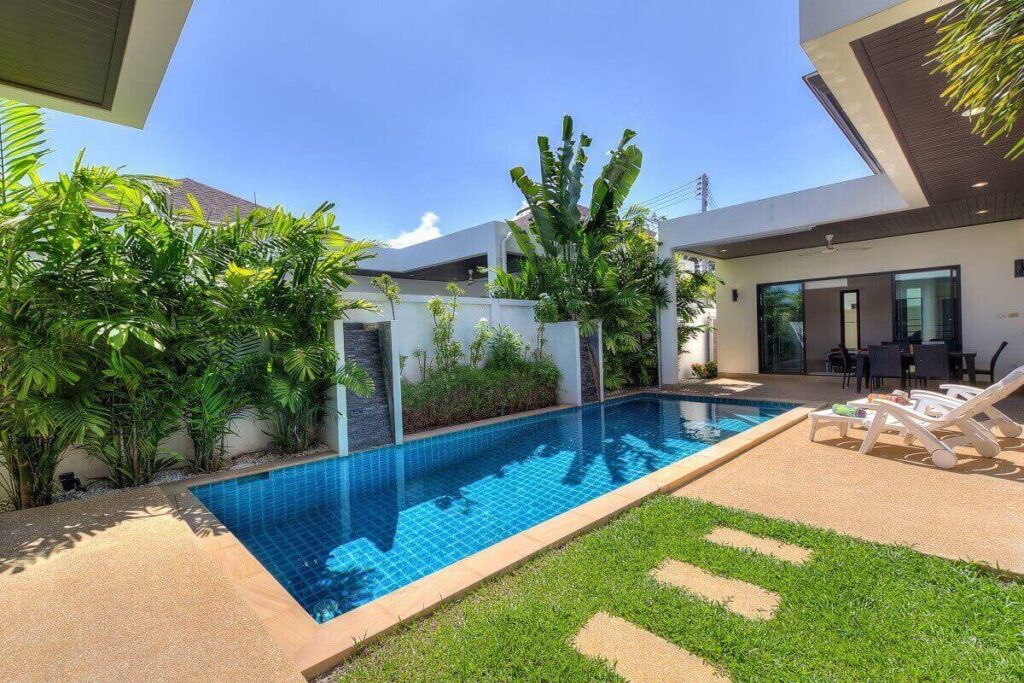 3-bedroom villa in Rawai with pool, garden, and separate guest pavilion