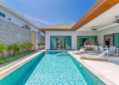 Newly built 3-bedroom pool villa for sale in Pasak, Cherng Talay, Phuket