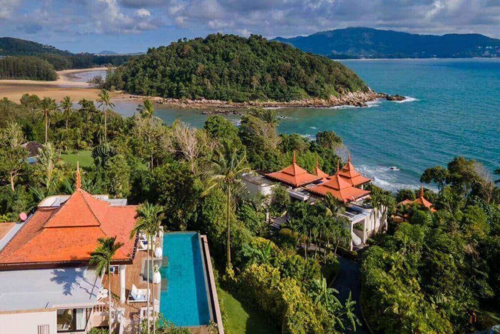 Luxury 3-bedroom villa with private pool and balcony in Phuket