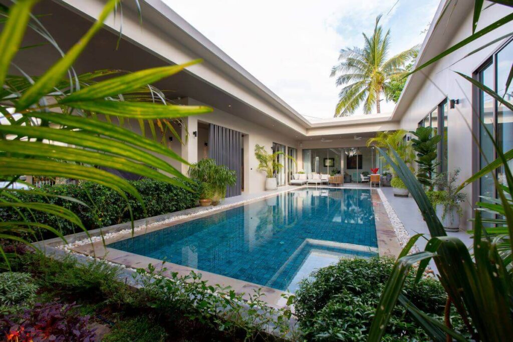 3-bedroom modern villa with pool, solar rooftop, and steam room for sale near Boat Avenue, Cherng Talay, Phuket