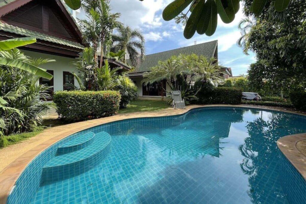 3-bedroom Thai-Balinese villa with pool and large garden for sale near Surin Beach, Phuket