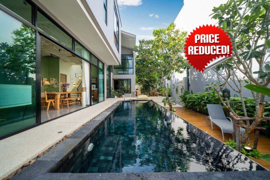 3-bedroom modern villa with pool and gym access for sale in Cherng Talay, Phuket