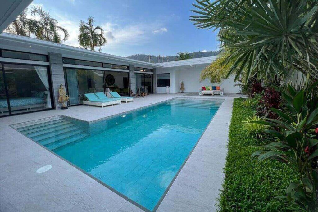 4-bedroom modern oriental villa with pool and garden for sale in Rawai, Phuket