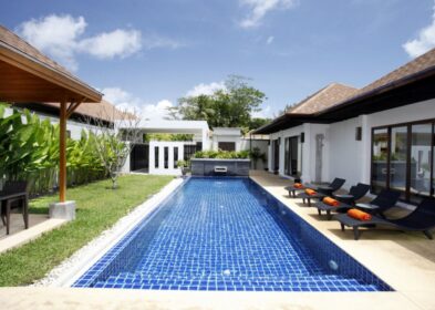 4-bedroom Thai-Balinese style pool villa for sale in Rawai, Phuket with 10m pool and tropical garden