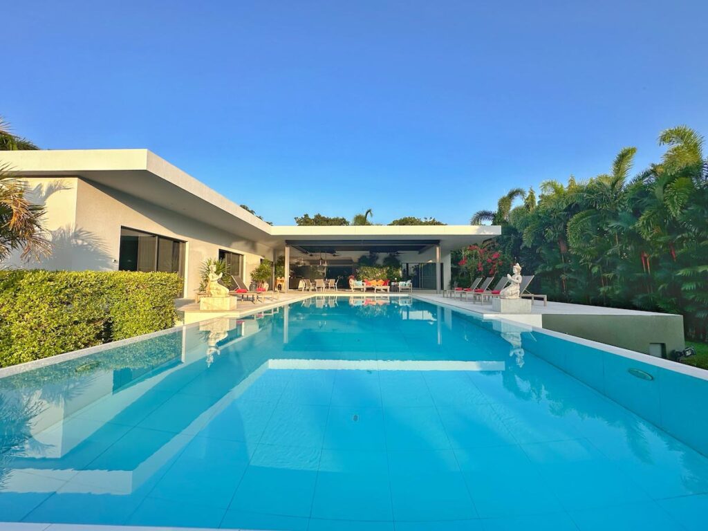 4-bed garden villa for sale in Rawai, Phuket