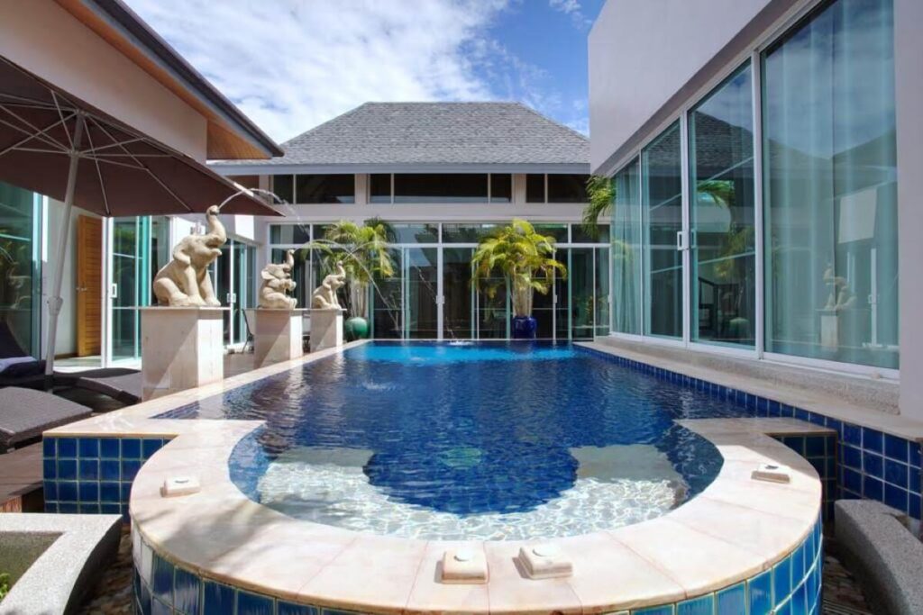 4-bedroom Balinese-style standalone villa with pool and rooftop sala for sale in Rawai, Phuket