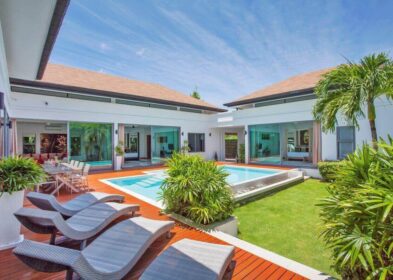 4-bedroom modern villa with saltwater pool for sale near Saiyuan Road, Rawai, Phuket