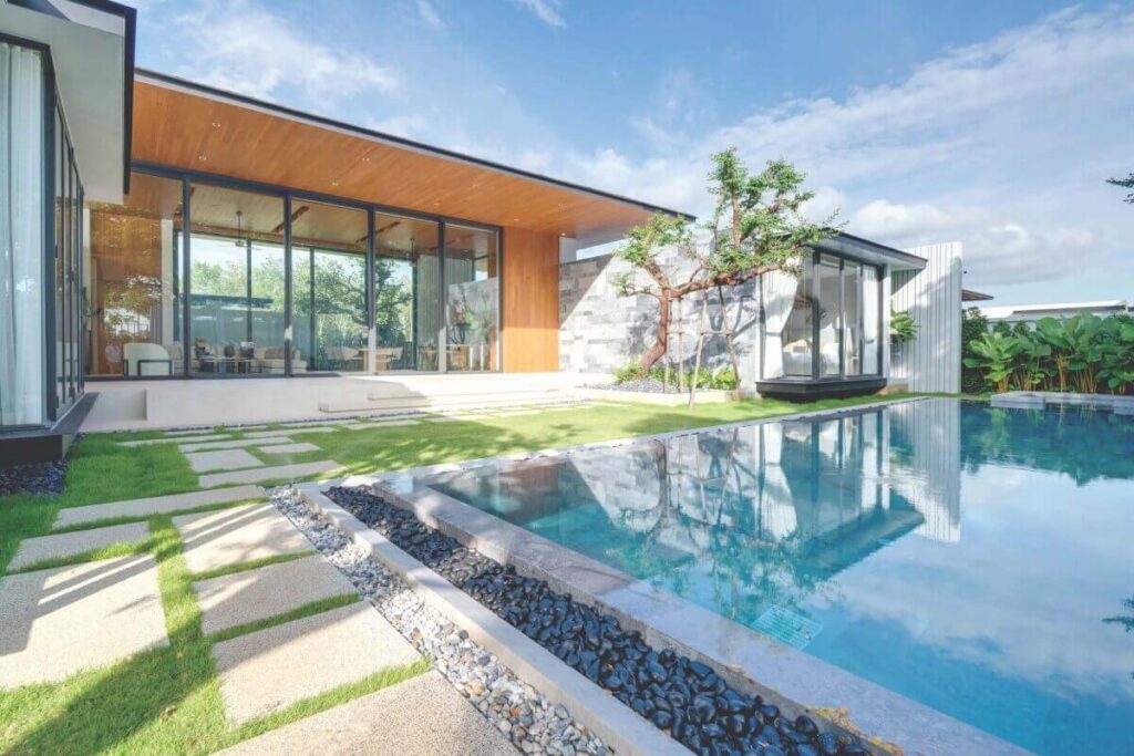 4-bed luxury villa for sale in Cherng Talay, Phuket