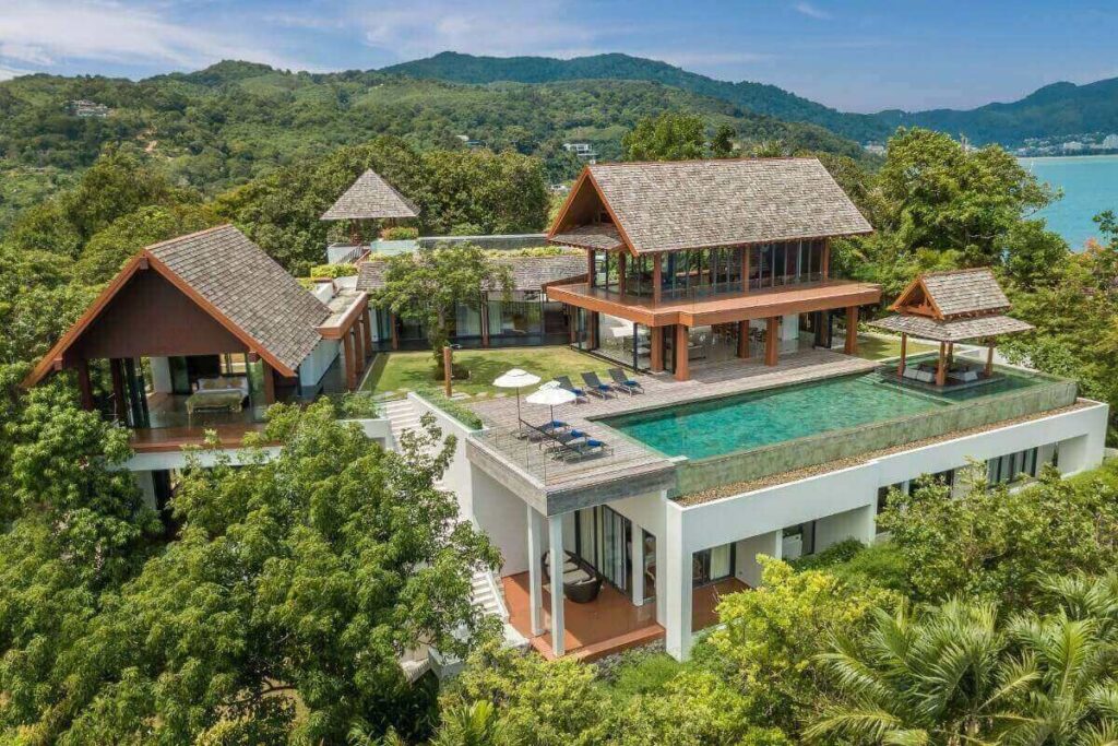 5-bedroom oceanfront villa with infinity pool and sea views in Kamala, Phuket.