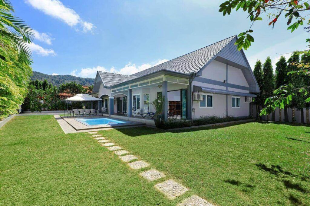5-bedroom single-level villa with pool and garden for sale in Kamala, Phuket