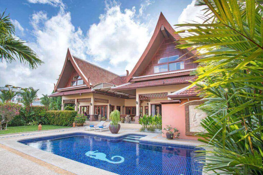5-bedroom Thai-style villa with private pool and garden for sale in Soi Saiyuan, Rawai, Phuket