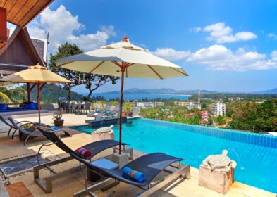 Sea view villa in Surin Hills, Phuket with infinity pool and panoramic bay views