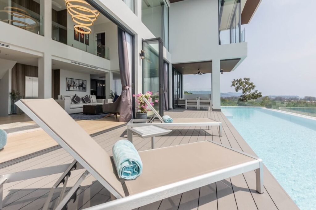 Modern 6-Bedroom Villa with Elevator and Pool near Layan Beach, Phuket