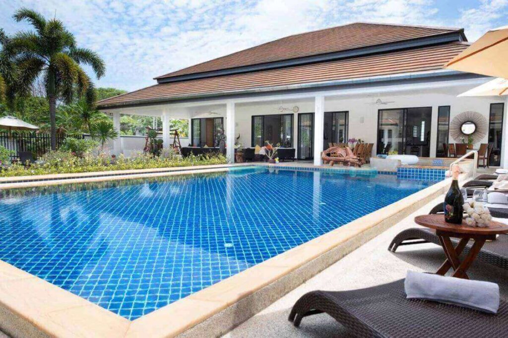 7-bed villa for sale near Bang Tao Beach, Phuket