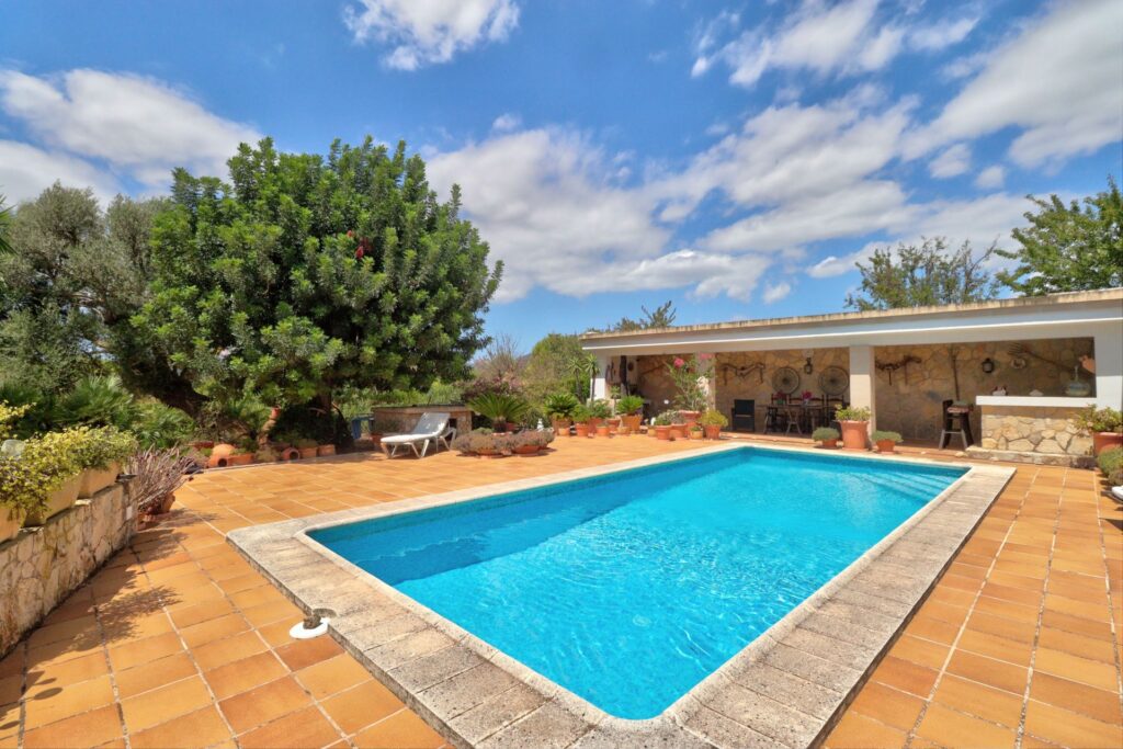 3-bed finca with pool and garden in Calvià, Mallorca