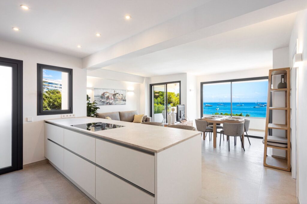 3-bed modern apartment for sale in Mallorca