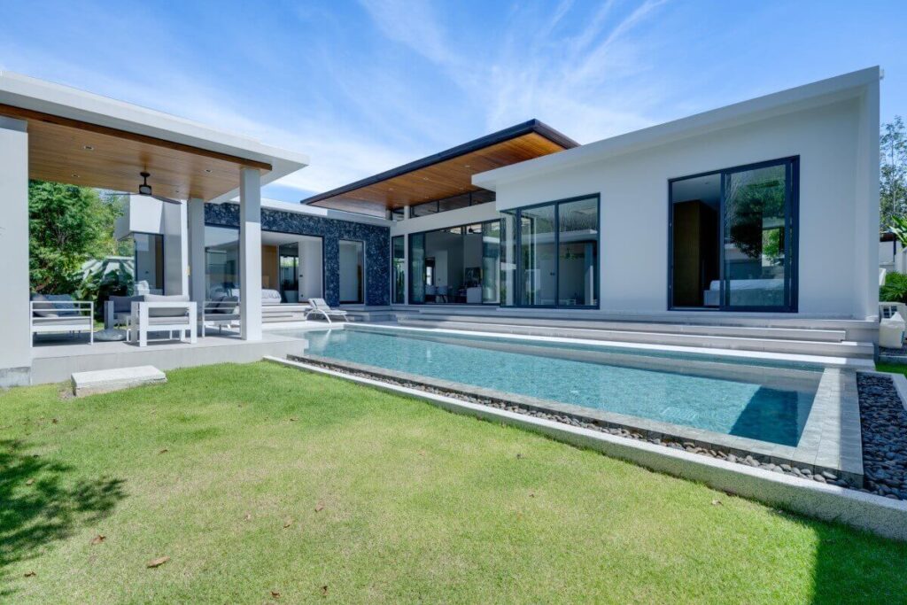 4-bed garden villa for sale in Cherng Talay, Phuket