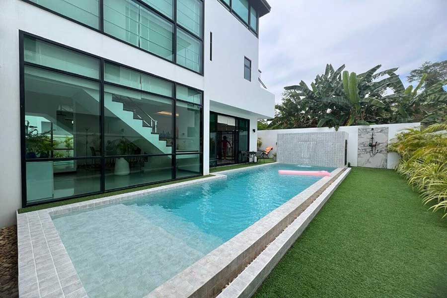 3 Bedroom Modern Pool Villa Rawai Phuket