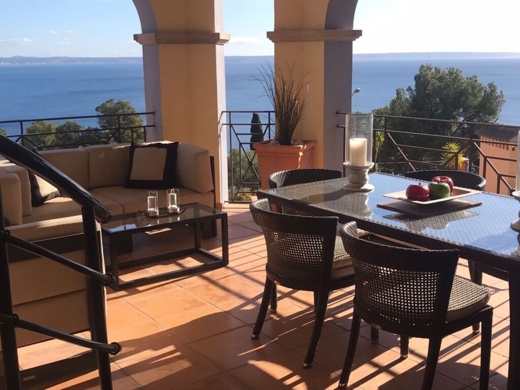 3-bed apartment for sale in Calvià, Mallorca