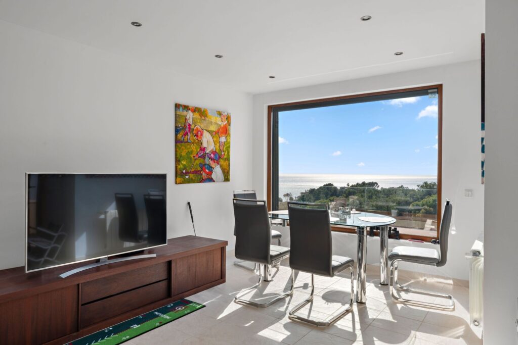 2-bedroom sea view duplex penthouse with rooftop terrace for sale in Costa de la Calma, Mallorca