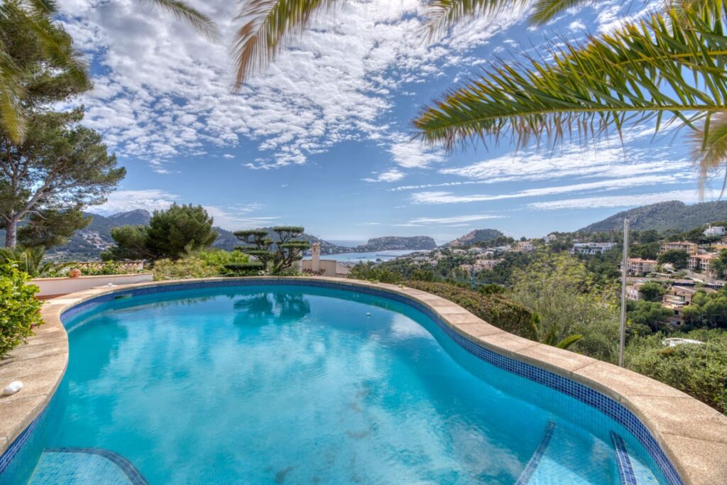 4-bed sea view villa for sale in Port Andratx, Mallorca