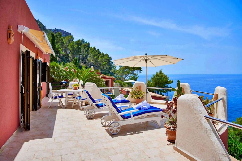 4-bed sea view villa with pool in Cala Llamp, Port Andratx, Mallorca