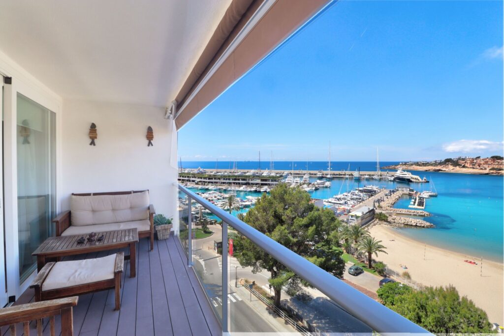 3-bed apartment for sale in El Toro, Calvià, with sea and marina views