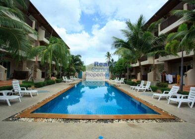 Large 1-bed condo in Chaweng, Koh Samui with terrace and pool access – 115 sqm