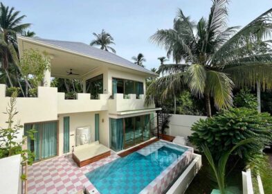 Luxury 3-bed villa with garden pool and jacuzzi in Laem Sor, Koh Samui