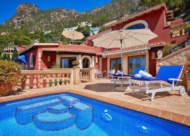 4-Bed Sea View Villa with Rental License in Cala Llamp Andratx Mallorca