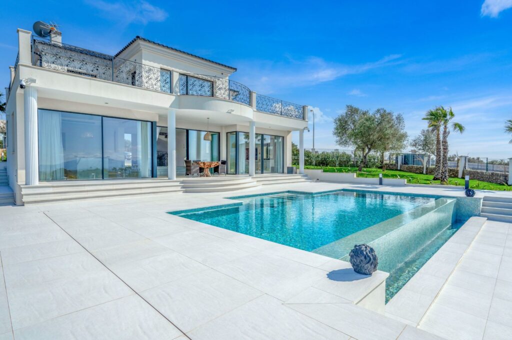 Luxury 4-Bed Villa with Sea View for Sale in Son Gual Palma Mallorca