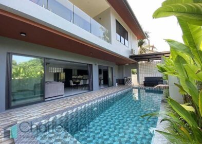 4-bed villa with pool and cabana for sale in Ban Tai, Koh Samui