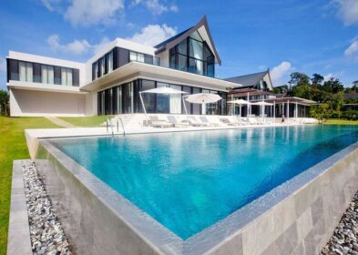 Beachfront luxury villa with pool and gardens in Cape Yamu, Phuket