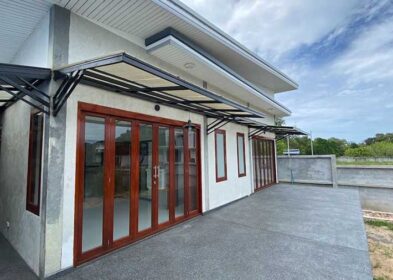 New 4-bed villa with garden and parking for sale in Ban Rak, Koh Samui