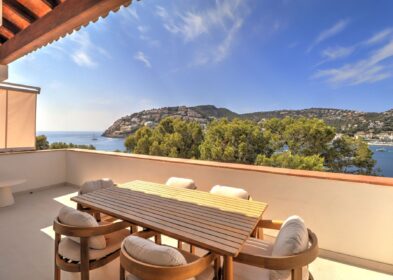 Apartment with sea views for sale in Andratx, Mallorca