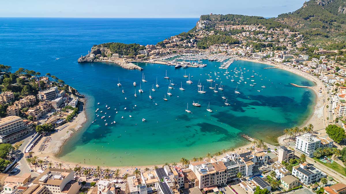 View of properties in Port de Soller in Mallorca