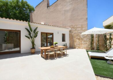 Restored villa with private garden in Es Jonquet, Palma