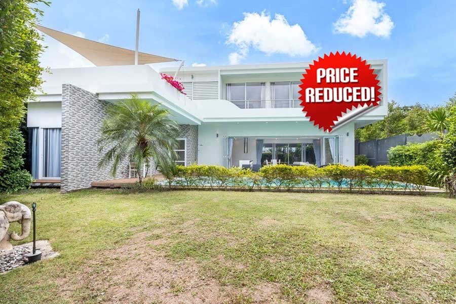 4-bed standalone pool villa with rooftop terrace in Cherngtalay, Phuket – 511 sqm build