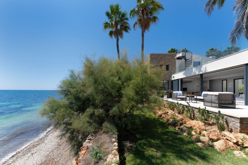 4-bed frontline villa in Port Verd, Son Servera, Mallorca