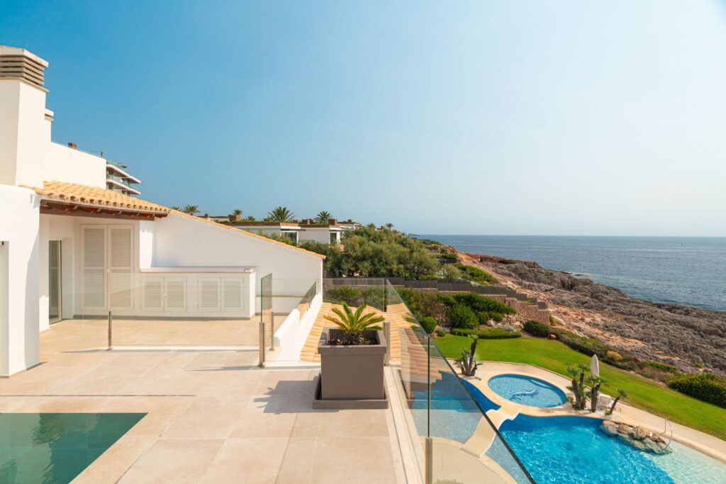 3-bed penthouse with sea views in Nova Santa Ponsa, Mallorca