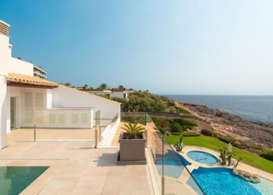 3-bed penthouse with sea views in Nova Santa Ponsa, Mallorca