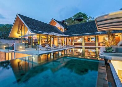 5-bed oceanfront villa Saengootsa in Phuket